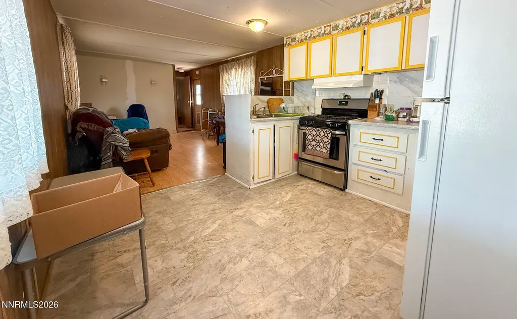 845 G Hawthorne NV 89415
