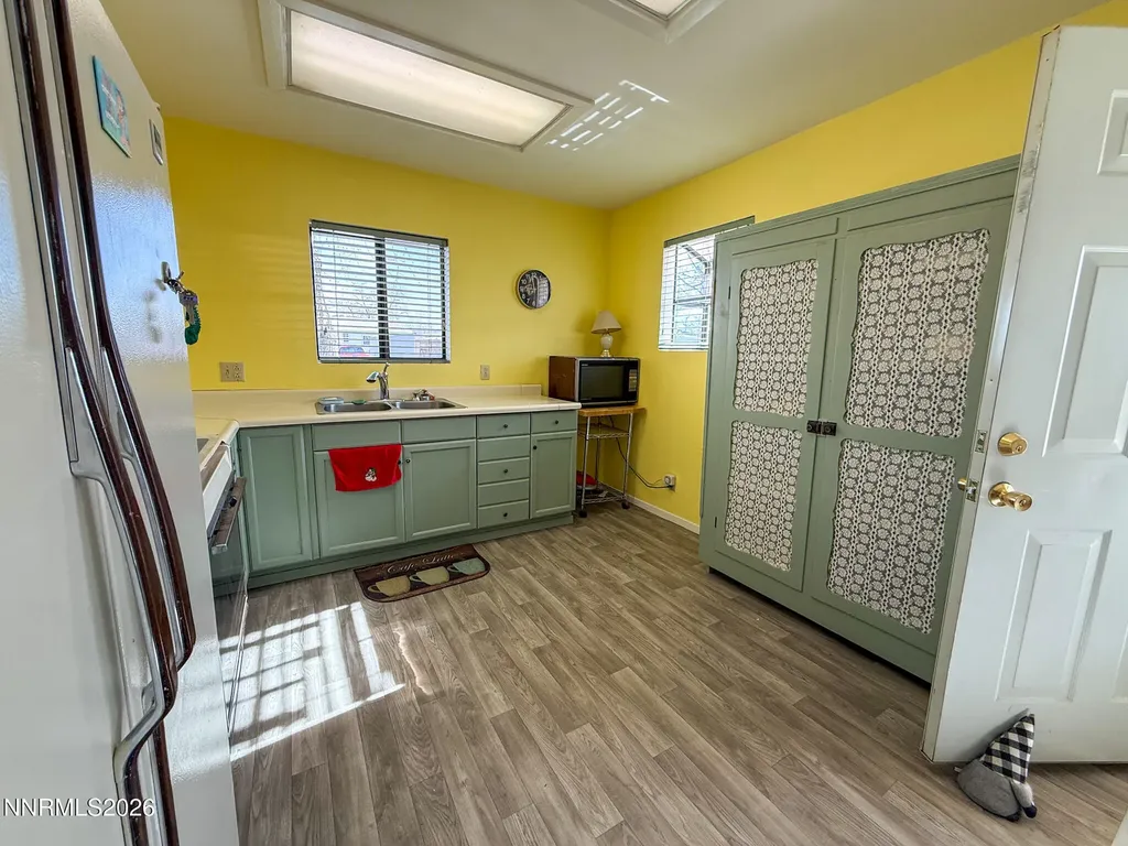 845 G Hawthorne NV 89415