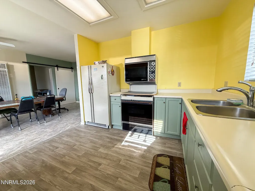 845 G Hawthorne NV 89415