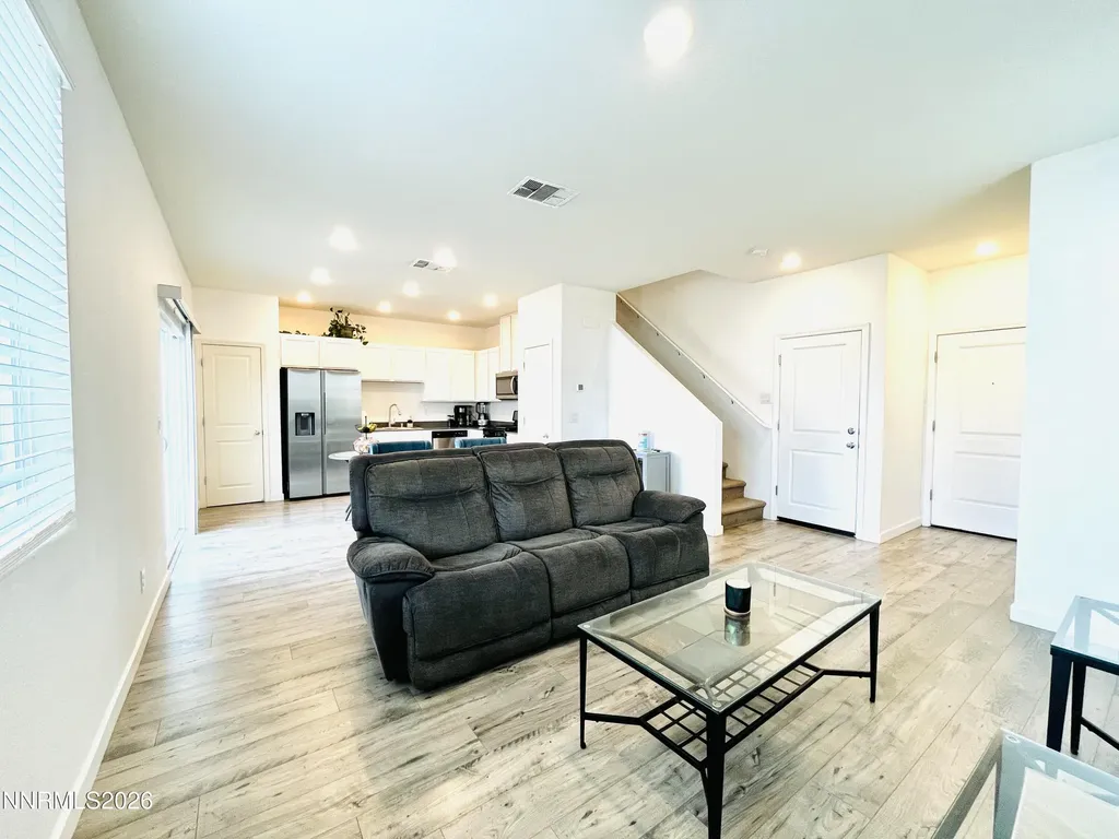 8727 Scenic Sky Reno NV 89506