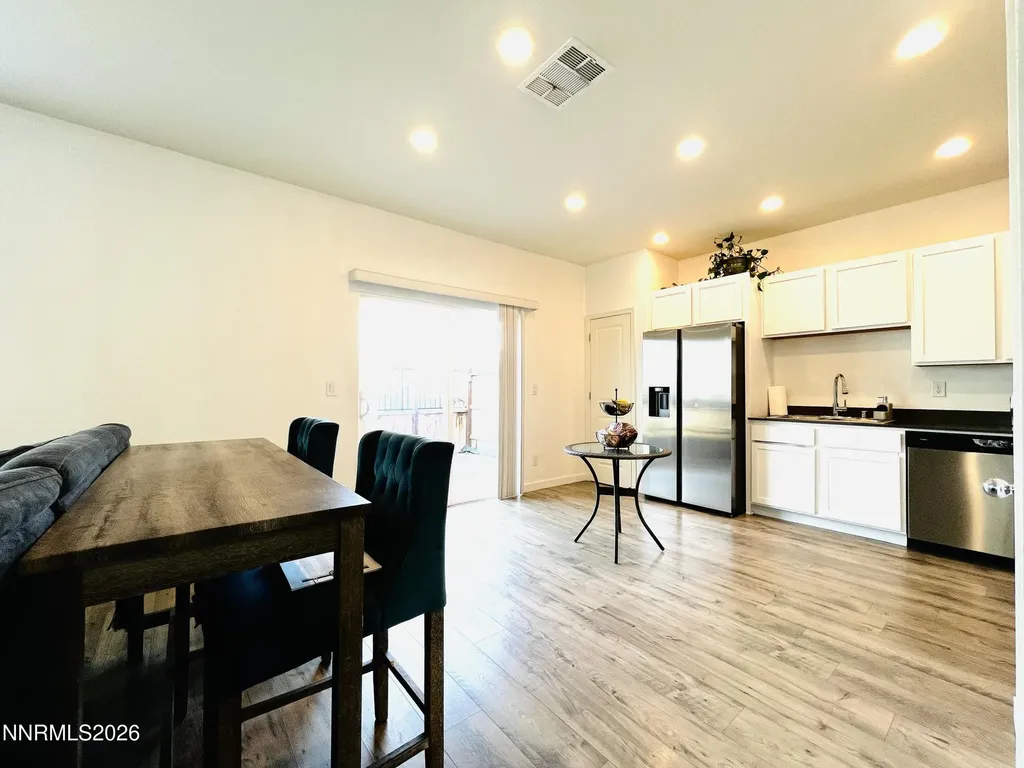 8727 Scenic Sky Reno NV 89506