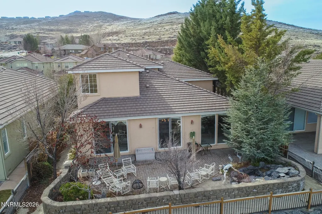 2730 Albazano Sparks NV 89436