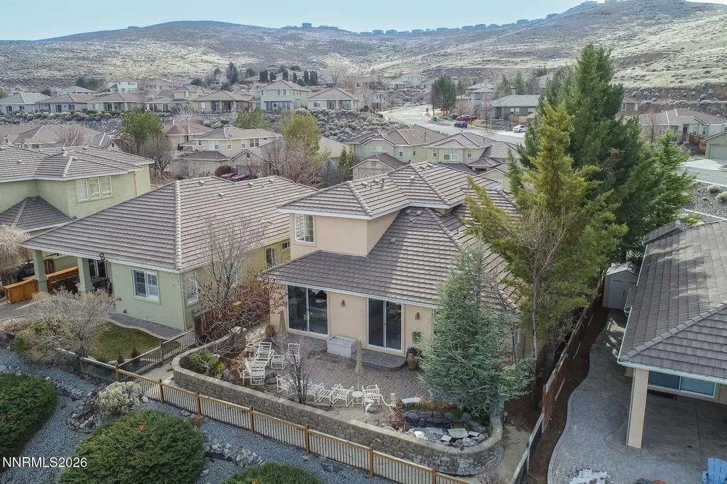 2730 Albazano Sparks NV 89436