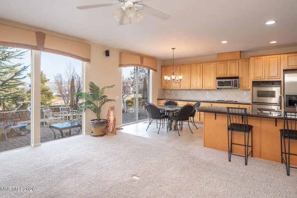 2730 Albazano Sparks NV 89436
