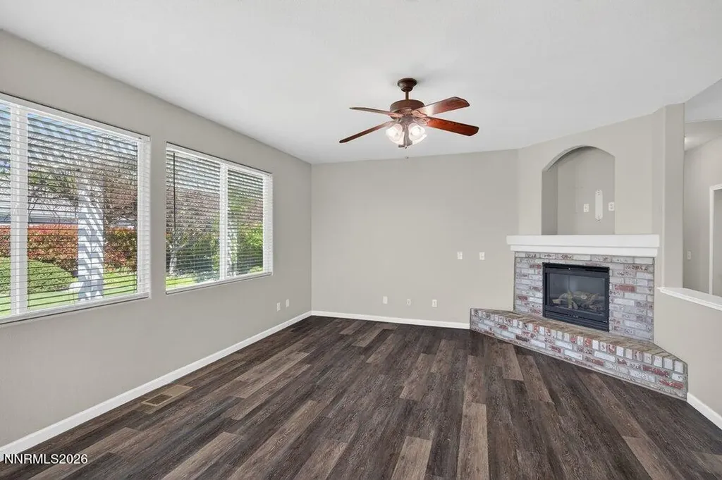 4301 Pinnacle Vista Sparks NV 89436