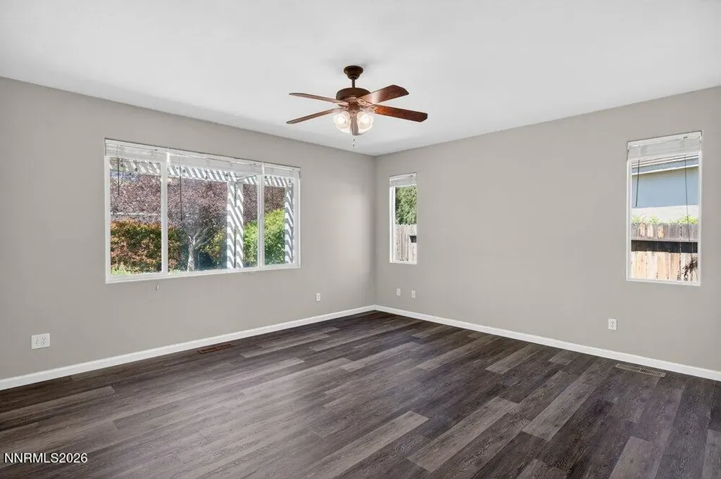 4301 Pinnacle Vista Sparks NV 89436