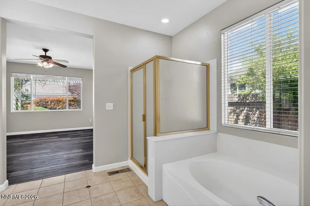 4301 Pinnacle Vista Sparks NV 89436