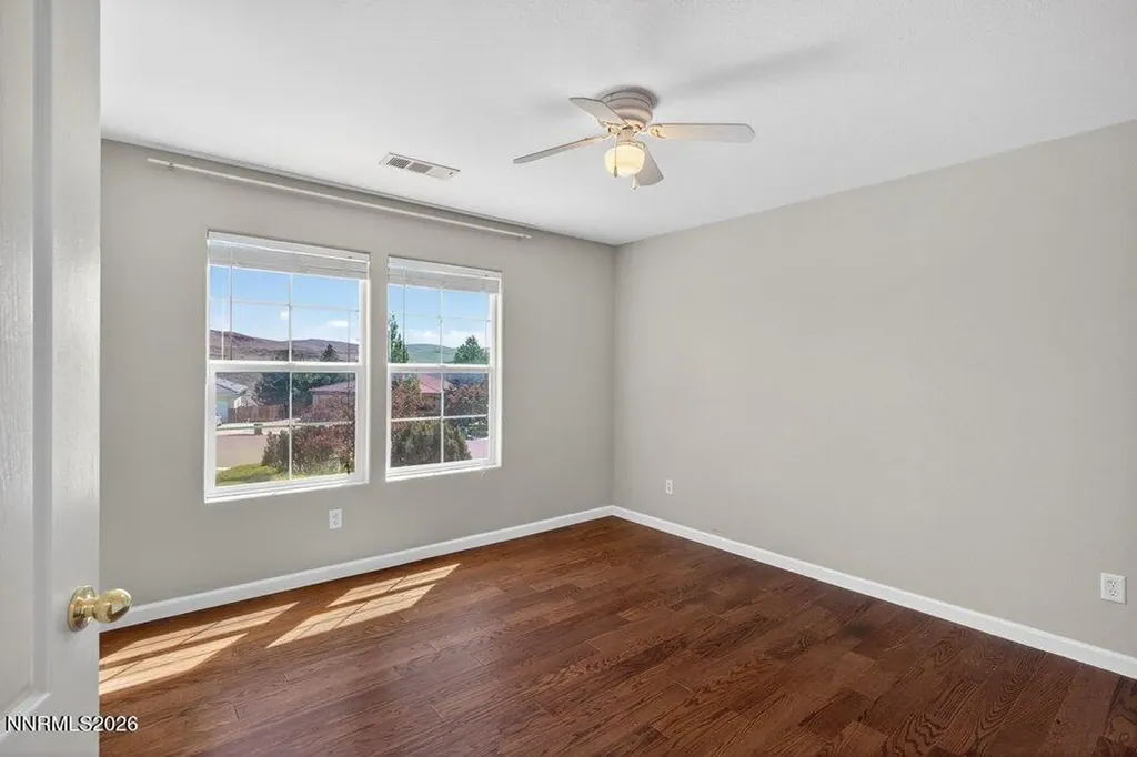 4301 Pinnacle Vista Sparks NV 89436