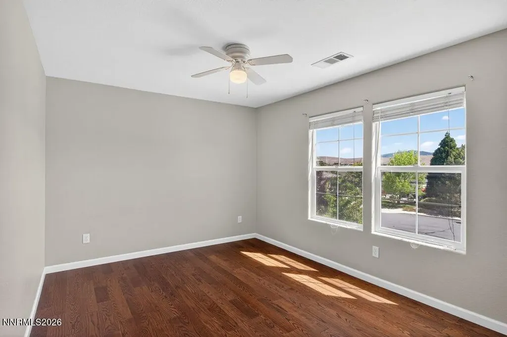 4301 Pinnacle Vista Sparks NV 89436