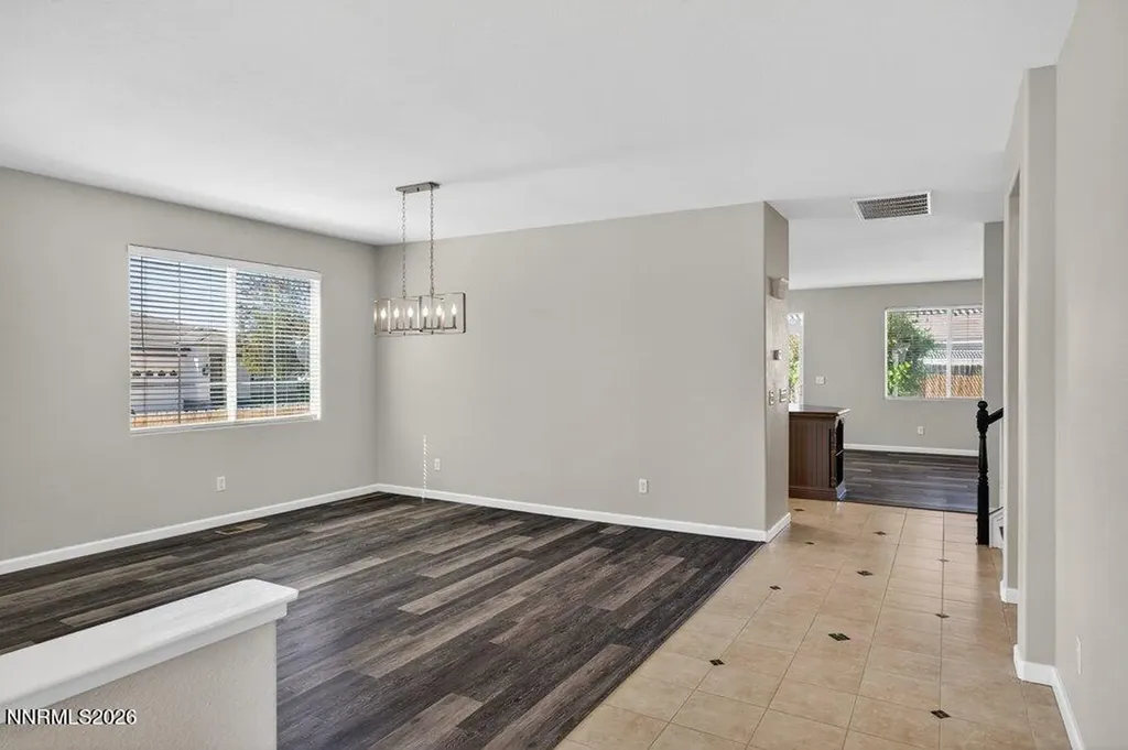 4301 Pinnacle Vista Sparks NV 89436