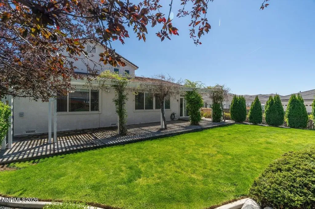 4301 Pinnacle Vista Sparks NV 89436