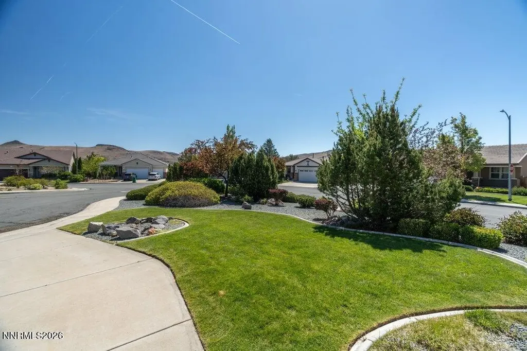 4301 Pinnacle Vista Sparks NV 89436