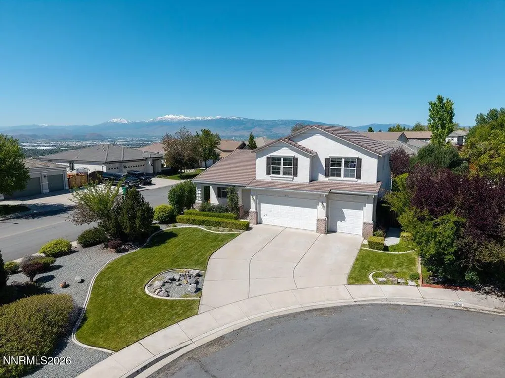 4301 Pinnacle Vista Sparks NV 89436
