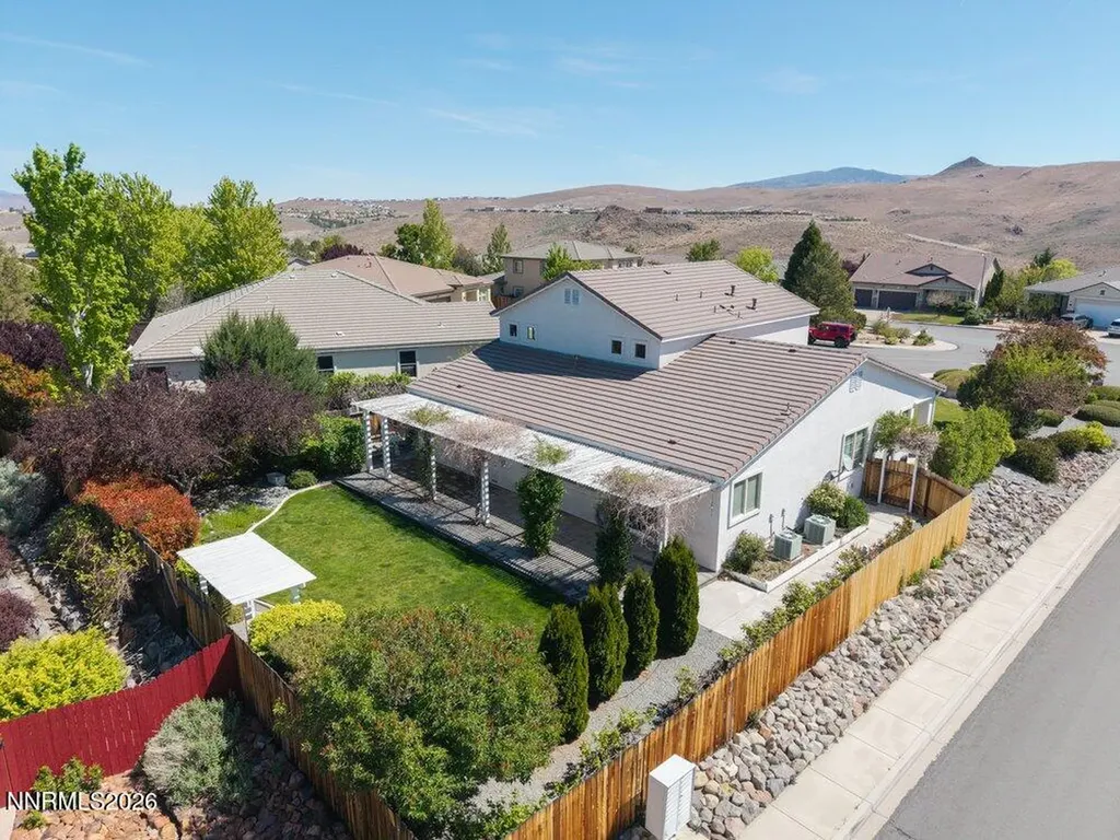 4301 Pinnacle Vista Sparks NV 89436