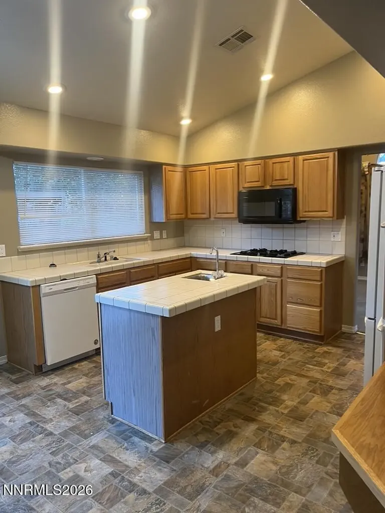 6513 Evans Creek Reno NV 89519