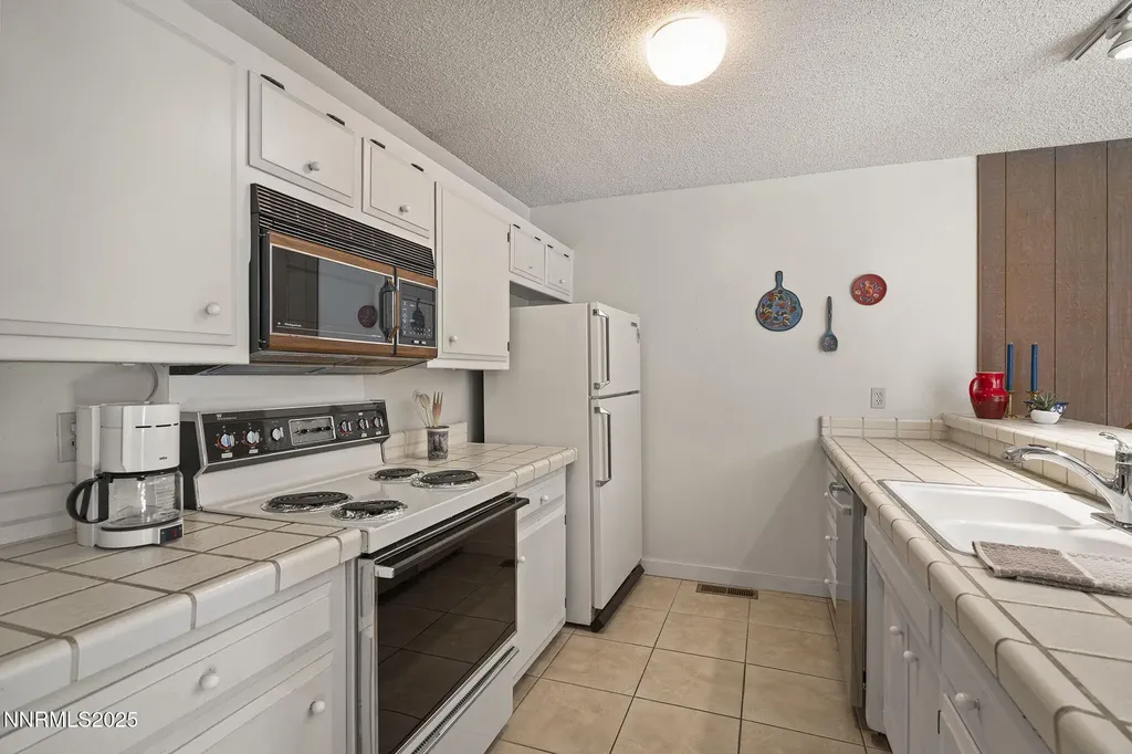 954 Fairway Incline Village NV 89451