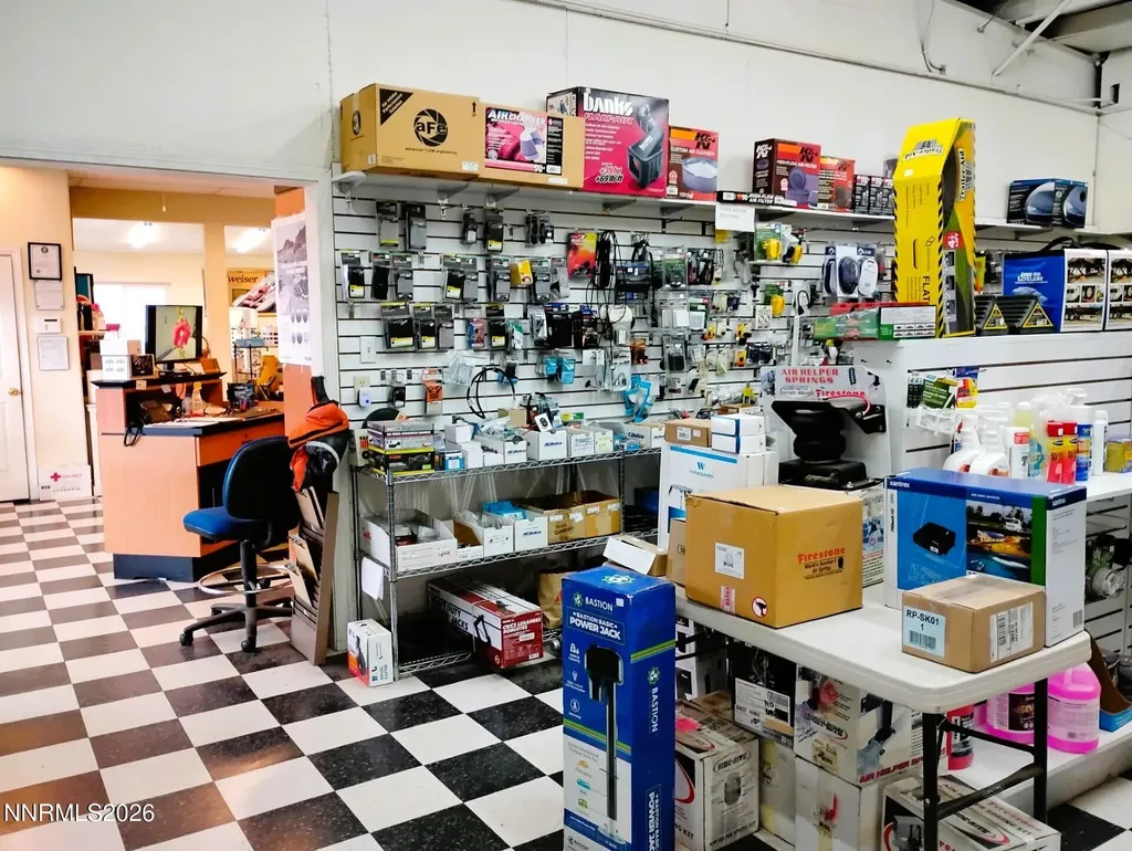 1417 Industrial Gardnerville NV 89410