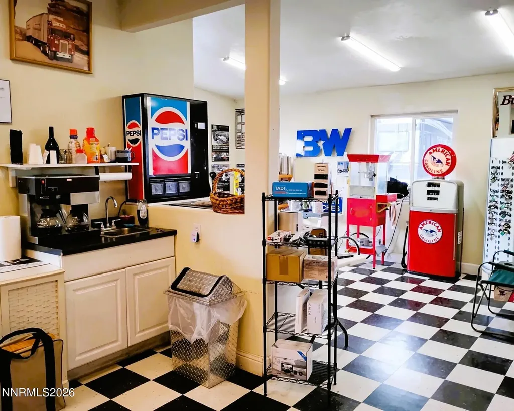 1417 Industrial Gardnerville NV 89410