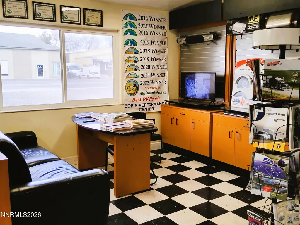 1417 Industrial Gardnerville NV 89410