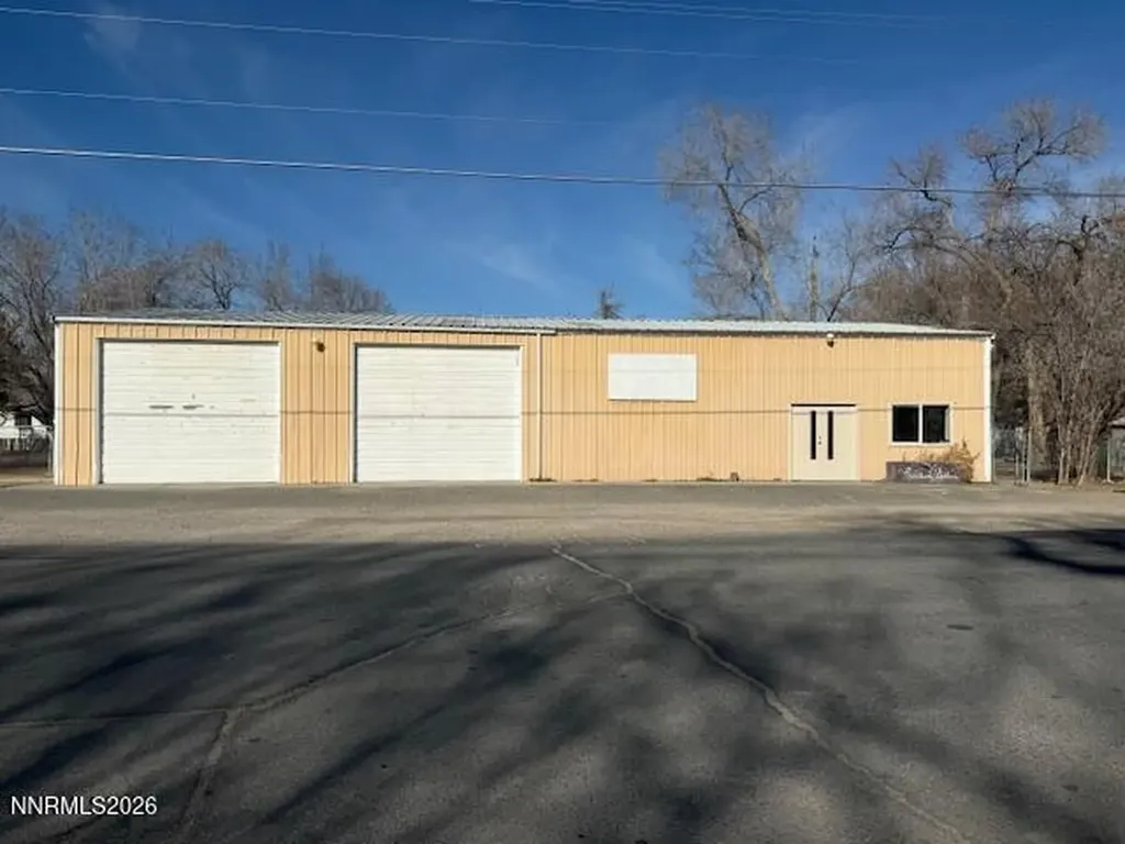 2000 Auction Fallon NV 89406