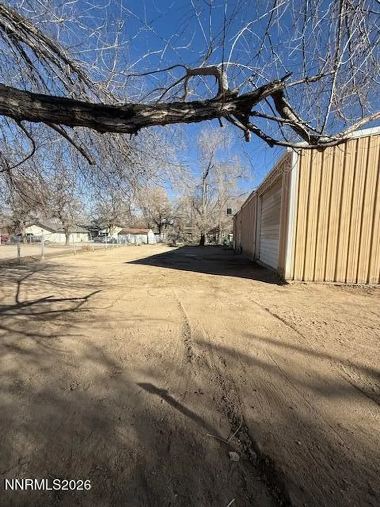 2000 Auction Fallon NV 89406