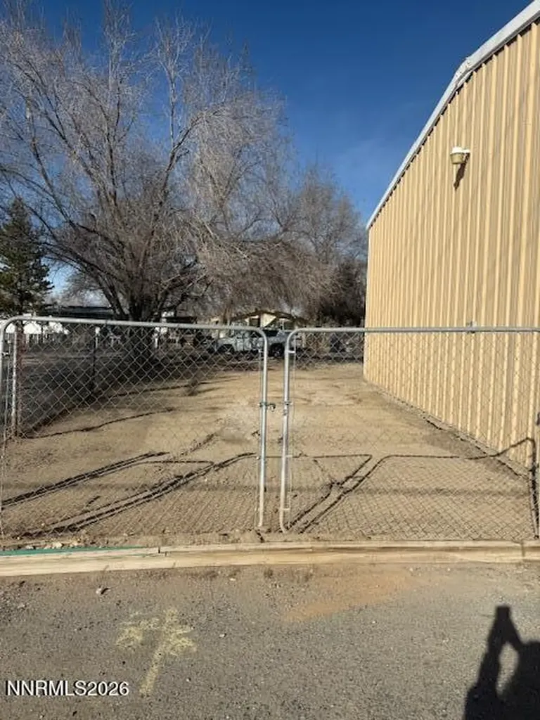 2000 Auction Fallon NV 89406