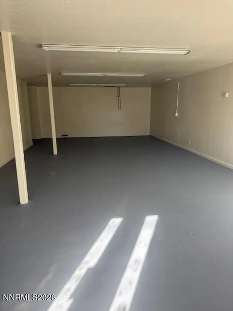 2000 Auction Fallon NV 89406