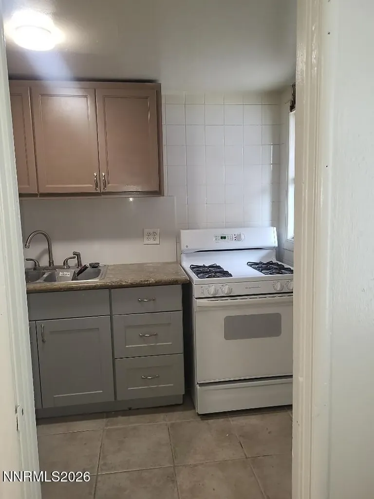 650 Denslowe Reno NV 89512