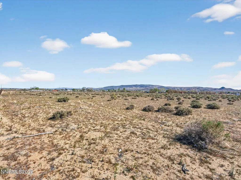 1340 Badger Silver Springs NV 89429