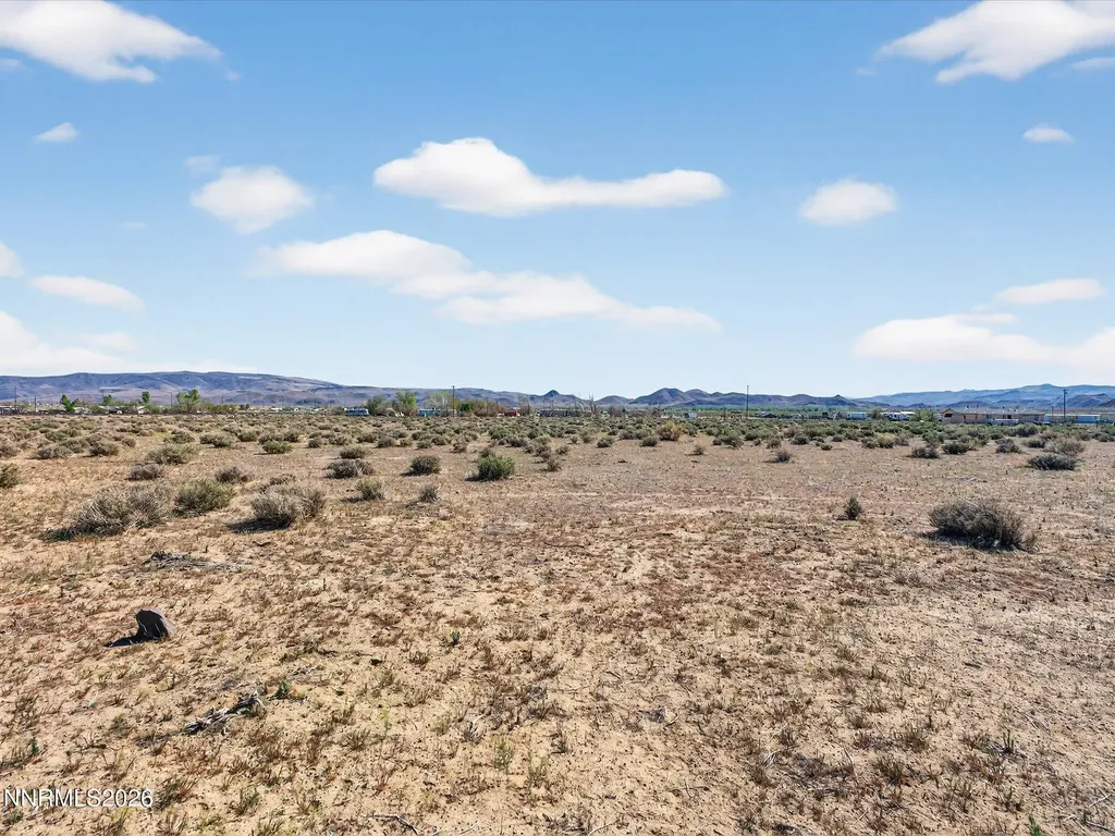 1340 Badger Silver Springs NV 89429