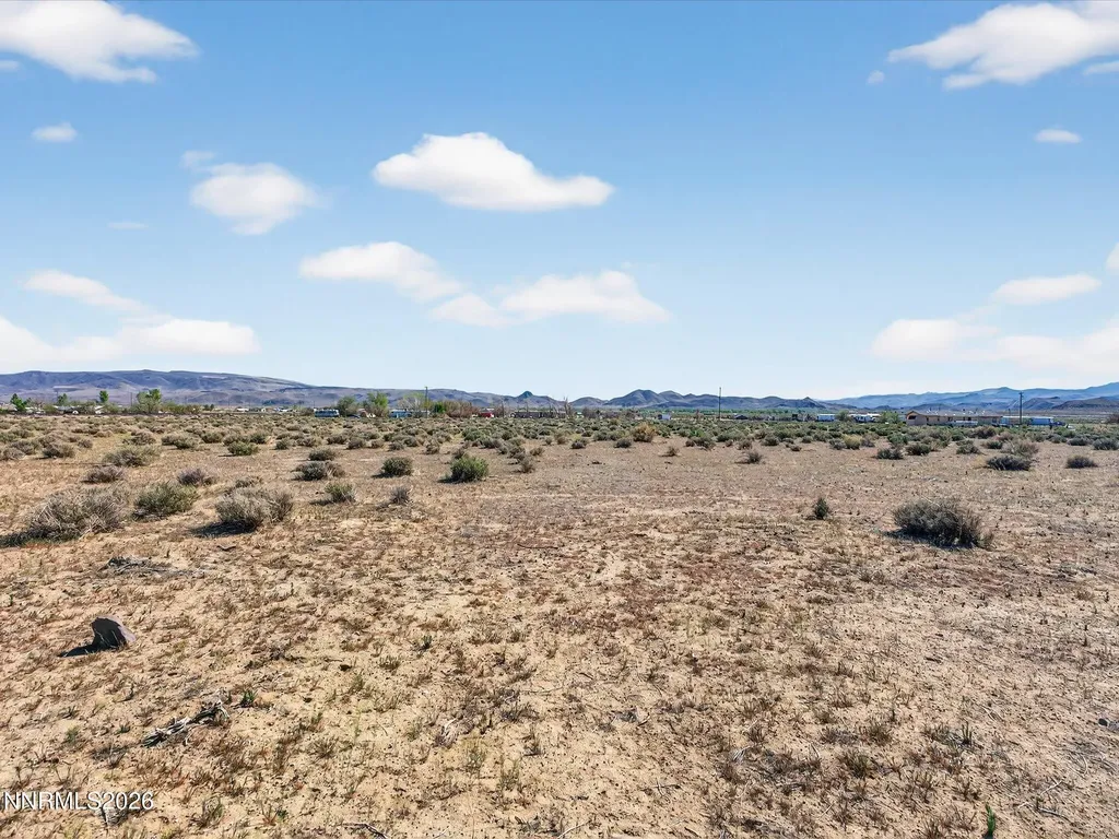 1340 Badger Silver Springs NV 89429