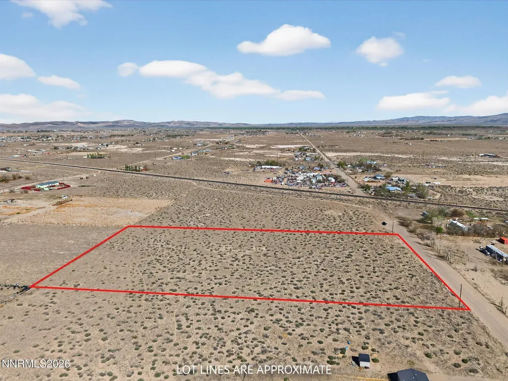 1340 Badger Silver Springs NV 89429