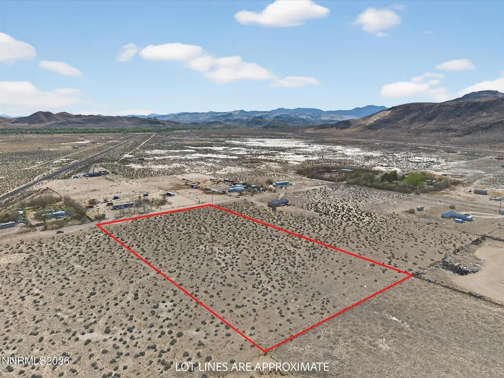 1340 Badger Silver Springs NV 89429