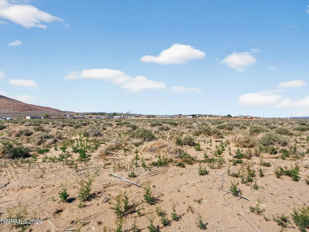 1340 Badger Silver Springs NV 89429