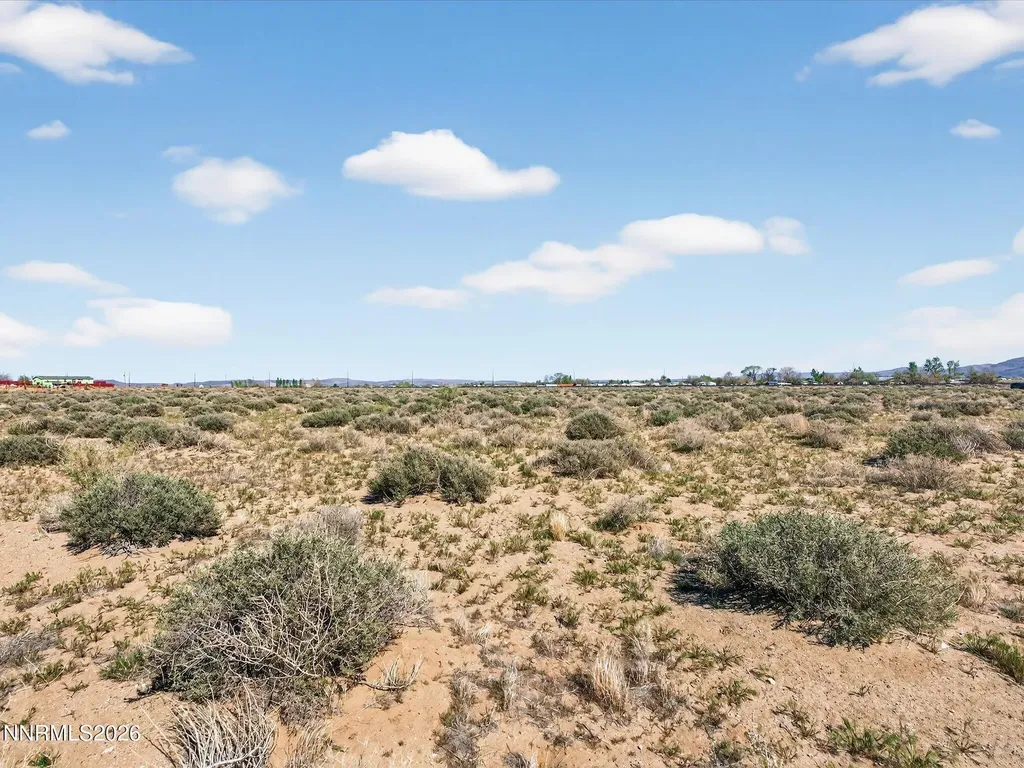 1340 Badger Silver Springs NV 89429