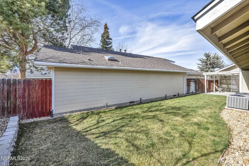 1768 Blue Spruce Minden NV 89423