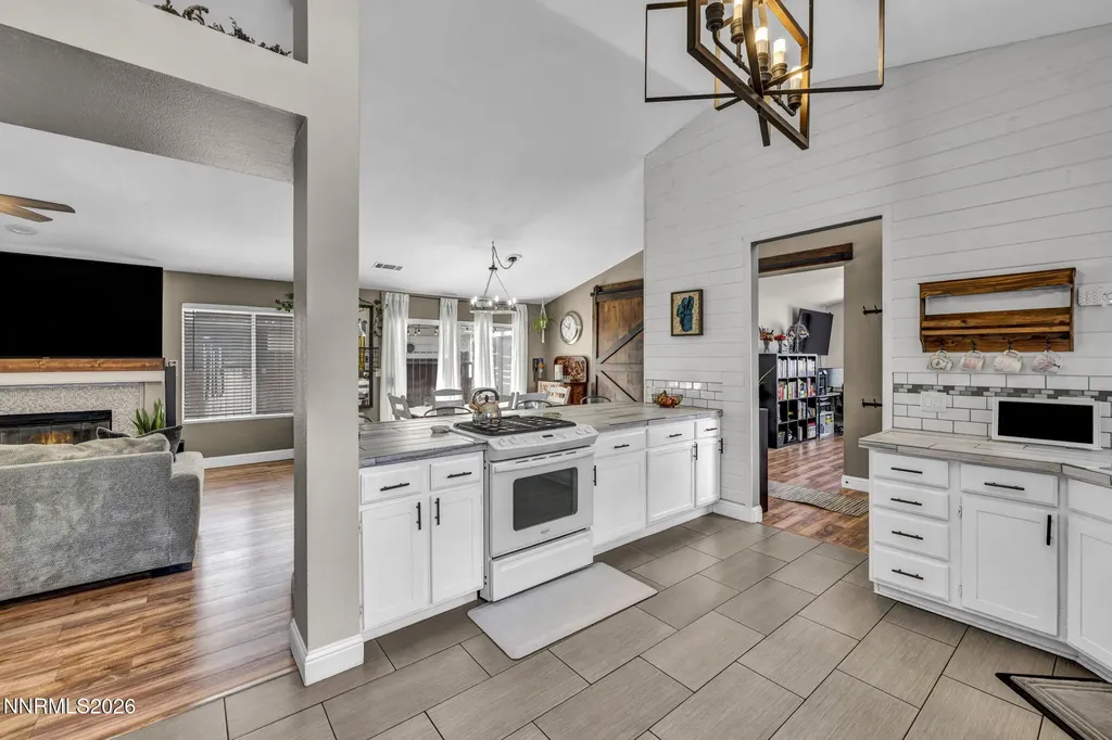 1768 Blue Spruce Minden NV 89423