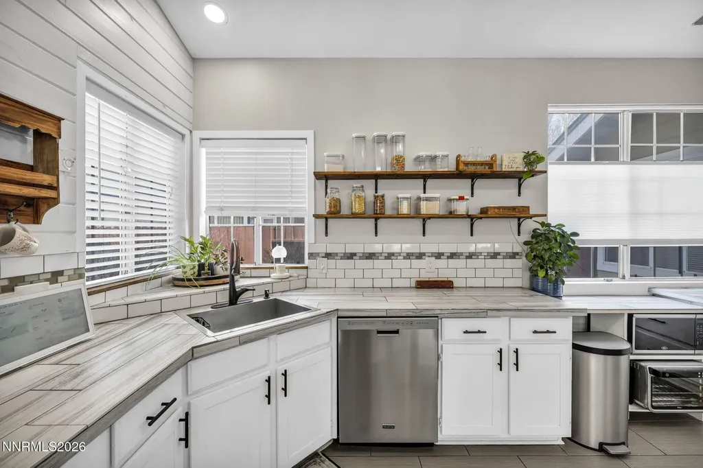 1768 Blue Spruce Minden NV 89423