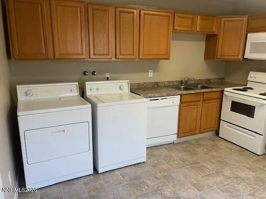 1522 Kirman Reno NV 89502