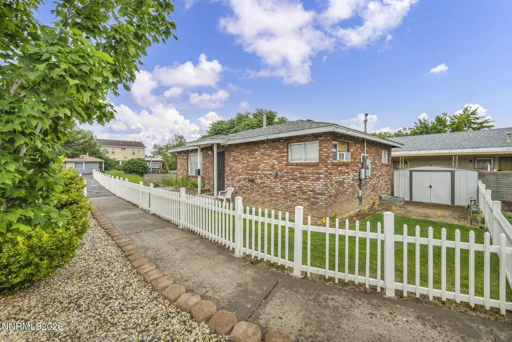 1522 Kirman Reno NV 89502