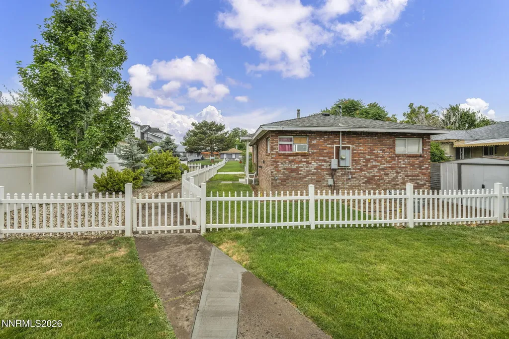 1522 Kirman Reno NV 89502