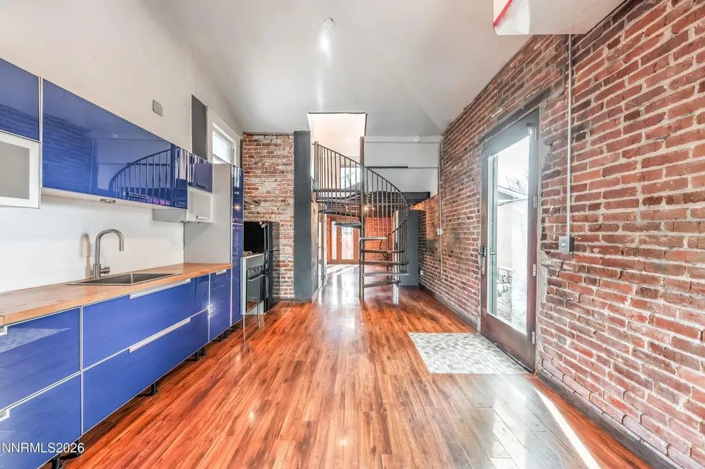 596 California Reno NV 89509
