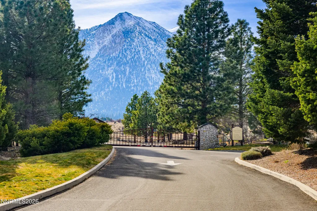 240 Forest Hill Gardnerville NV 89460