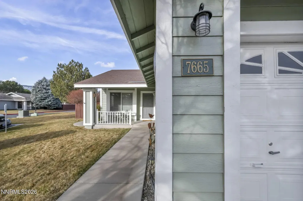 7665 Water View Reno NV 89511
