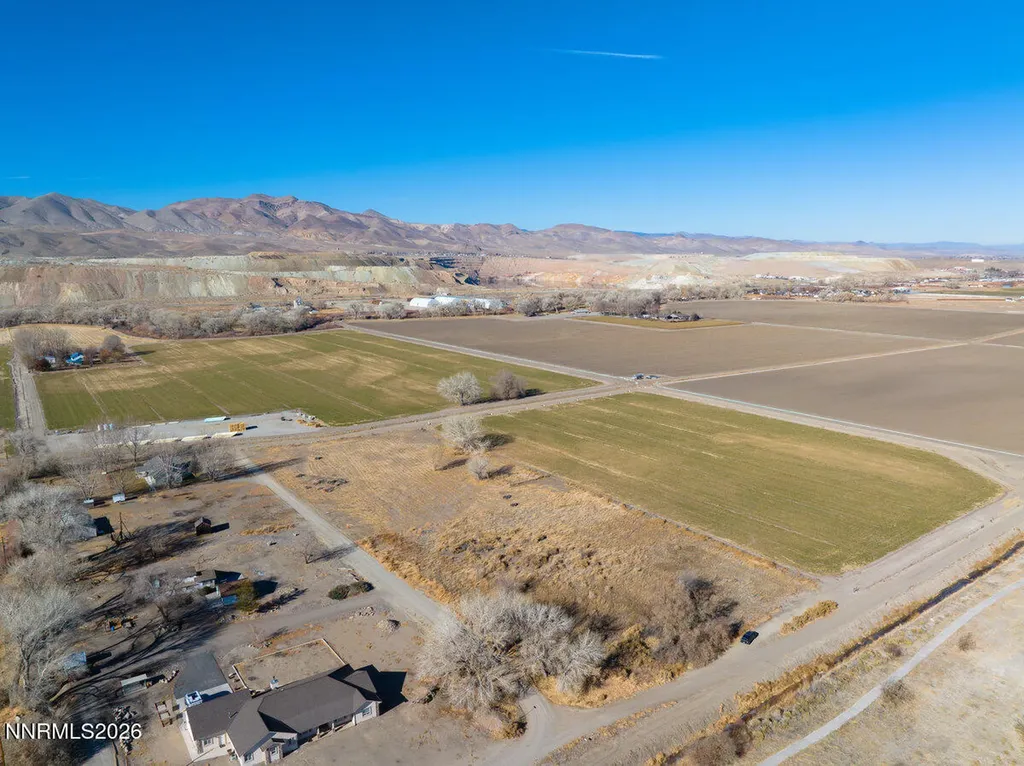 14 Ashley Yerington NV 89447