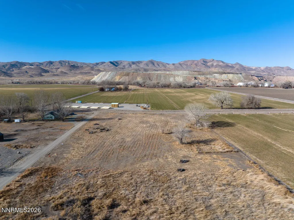 14 Ashley Yerington NV 89447