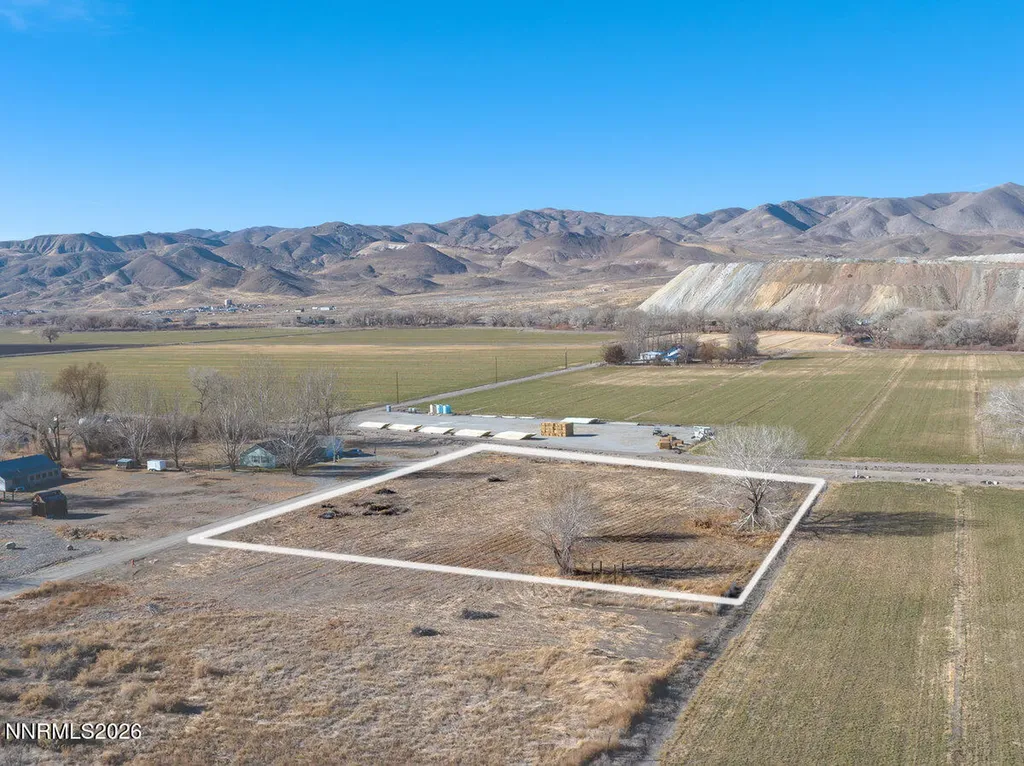 14 Ashley Yerington NV 89447
