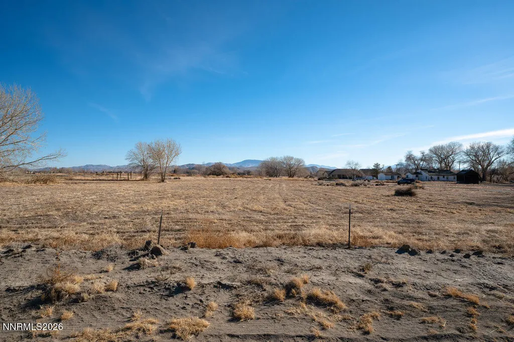 14 Ashley Yerington NV 89447