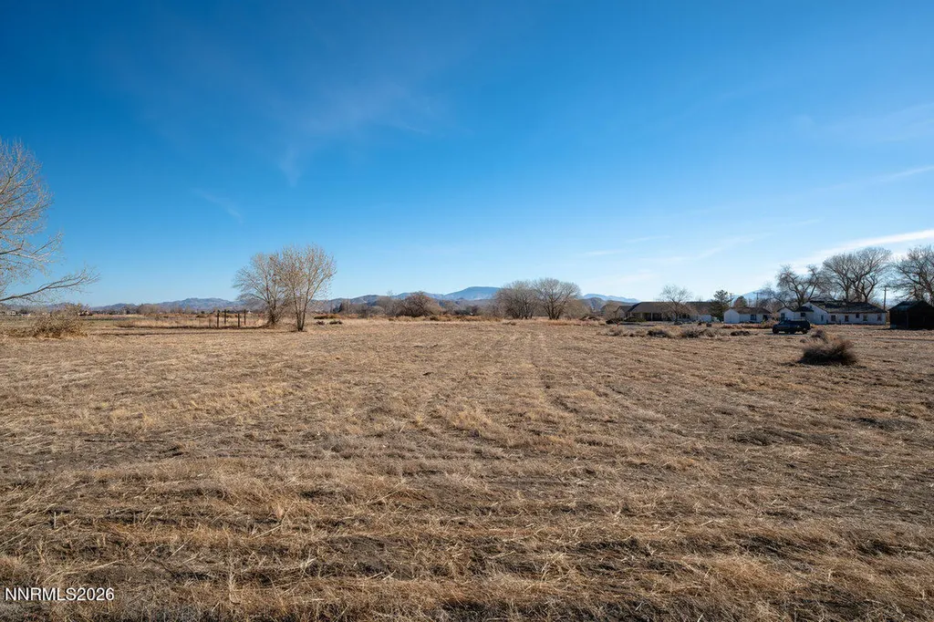 14 Ashley Yerington NV 89447