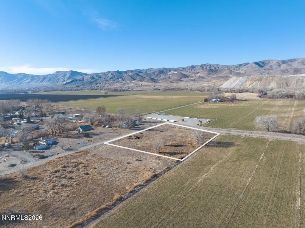 14 Ashley Yerington NV 89447